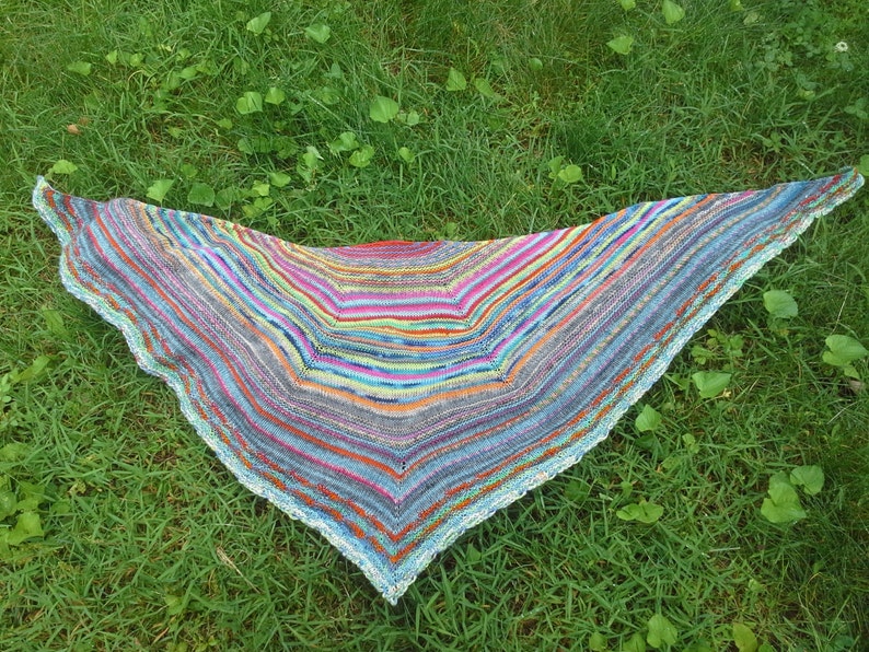 KNITTING PATTERN Scrappy or Not-So-Scrappy Shawl image 4