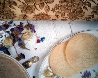 Flowers Embossing Rolling Pin. Floral Retro Style. Engraved rolling pin with Flowers for embossed cookies. Baking Gift