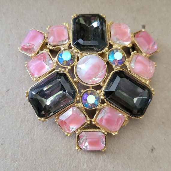 Triangular shaped Rhinestone Pin Brooch.  Beautif… - image 1