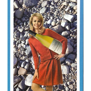 Mai senza la mia bottiglia (numero 66) - collage artistico