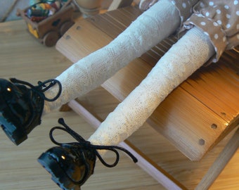 Cream Lace Blythe doll socks