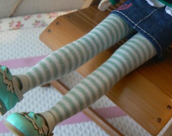 Pastel green and white socks for blythe dolls handmade in France