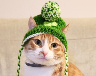 St. Patrick's Day Beanie Hat for Cats, Green Saint Pattys Day Cat Hat with Four Leaf Clover Applique, Saint Patricks Cat Accessory