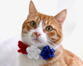 4 Juillet Bandeau de fleur / Collier Accessoire pour chats - Petits Chiens, Drapeau patriotique américain / Independence Day Floral Feline Photo Prop