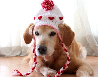 Valentines Day Dog Hat, Valentines Day Dog Photo Prom, Dog Hat with Red Hearts, Pom Pom and Braids, for Large Breed Dogs / Retrievers / Labs