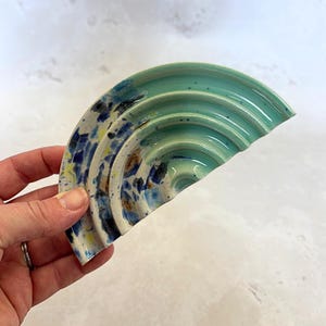 Green Shoreline Ceramic Soap Dish, colourful soap dish, handmade soap dish, made in Scotland