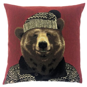 Grizzly Bear Tapestry Pillow Cover: Red Forest Decor Cushion