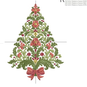 K&ouml;nnte beinhalten: Ein rotes und gr&uuml;nes Weihnachtsbaum-Stickmuster mit einer roten Schleife am unteren Ende. Das Design ist 13,82 cm x 19,01 cm gro&szlig; und verwendet 29.000 Stiche. Das Design ist mit Madeira Classic Stickgarn in f&uuml;nf verschiedenen Farben gefertigt.