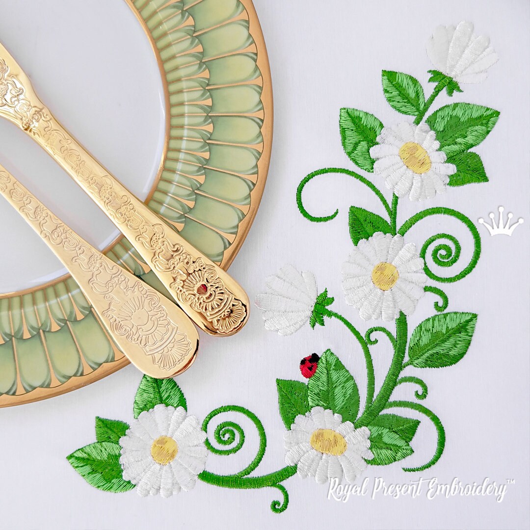 UND FLOWER RAISED EMBROIDERY TOPグリーン UND FLOWER RAISED EMBROIDERY TOPグリーン