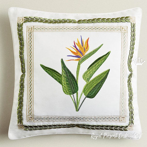 Strelitzia Flower Large computer embroidery design - 5 sizes
