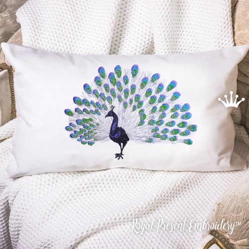 7107 Three Peacocks for Towels Cloths Pillow Case Reproduction iron on Embroider 