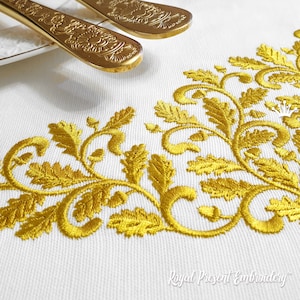 Oak Corner Machine Embroidery Design - 4 sizes