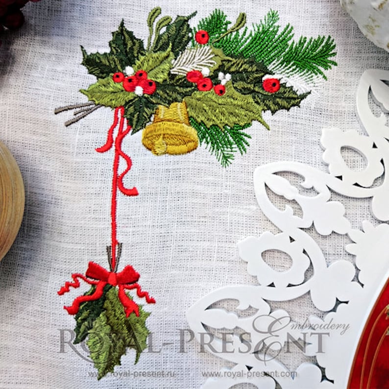 Vintage Christmas Machine Embroidery Design With Holly Berry | Etsy
