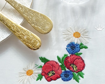 Poppies, Daisies, Cornflowers Corner Digital Machine Embroidery Design - 3 sizes