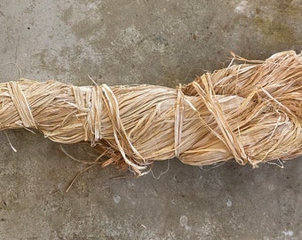 Raffia - Natural 1kg Hank