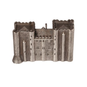 Donjon de Niort castle historical architecture scale model 1:1000 French British building knight souvenir miniature Archiminima image 8