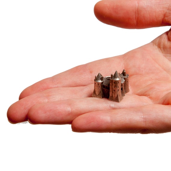 Coch Castle Scale Model 1:2000 - Lead Free Pewter