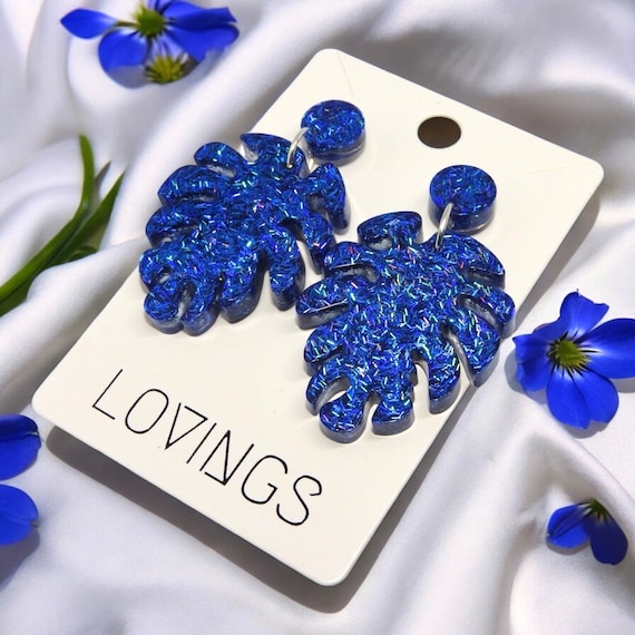 Monstera blad oorbellen | blauwe glitter | Handmade | RVS