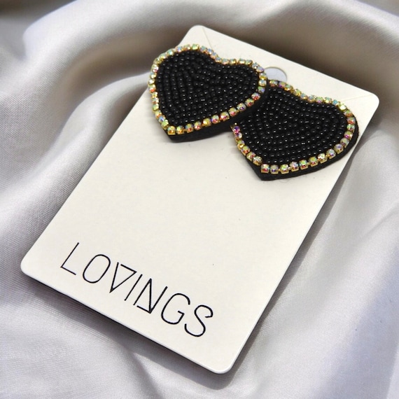 Hart stud oorbellen | zwart of wit