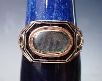 Antique Georgian 9ct Gold & Black Enamel Locket Mourning Ring, circa 1820