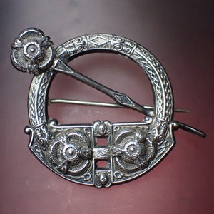 Antique Sterling Silver Celtic Royal Tara Brooch, hallmarked 1903