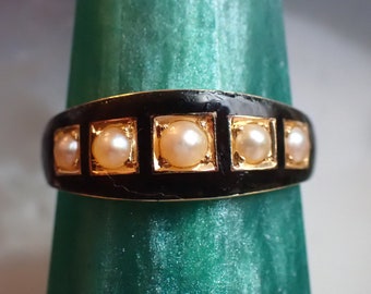 Antique Late Victorian 15ct Gold Black Enamel & Pearl Ring, circa 1890
