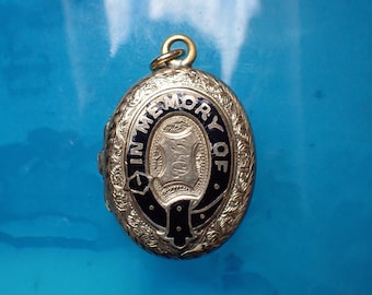 Antiguo B&F victoriano de oro de 9 quilates en memoria del medallón de luto con hebilla