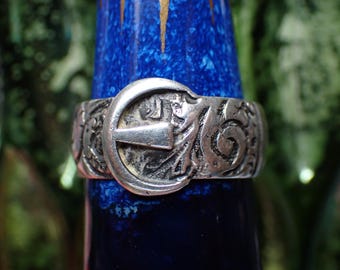 Antique Late Victorian Silver Engraved Buckle Ring