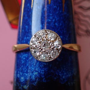 Elegant Antique Art Deco 18ct Gold & Platinum Diamond Cluster Ring