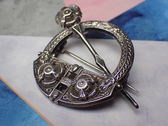 Antique Sterling Silver Celtic Royal Tara Brooch,… - image 4