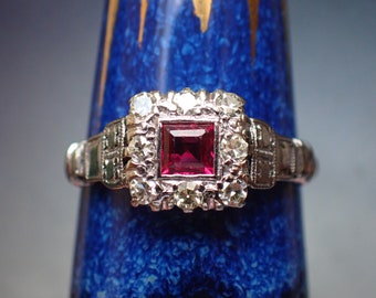 Antique Art Deco 18ct Gold Platinum Ruby & Diamond Cluster Ring