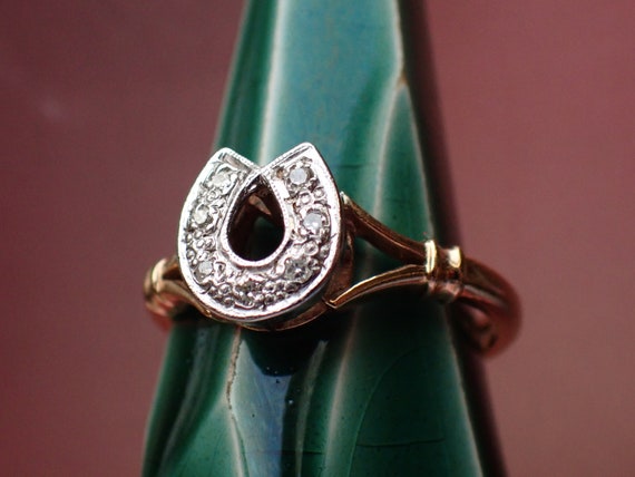 Pretty Vintage 1970 s 9ct Gold Diamond Horse Shoe Ring Etsy