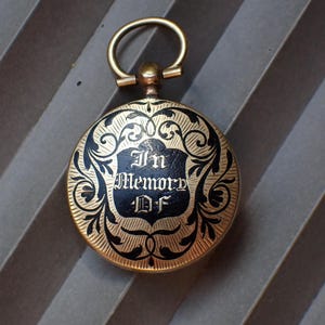 Antique Victorian 9ct Gold Backed Enamel & Pearl &quot;In Memory Of&quot; Locket