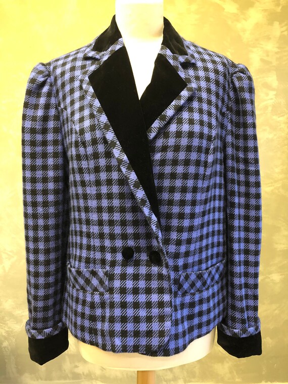 ジャケット GIVENCHY Midnight Blue Wool Blend Blazer Givenchy Fitted Notch Blazer Jacket in Deep Blue | FWRD