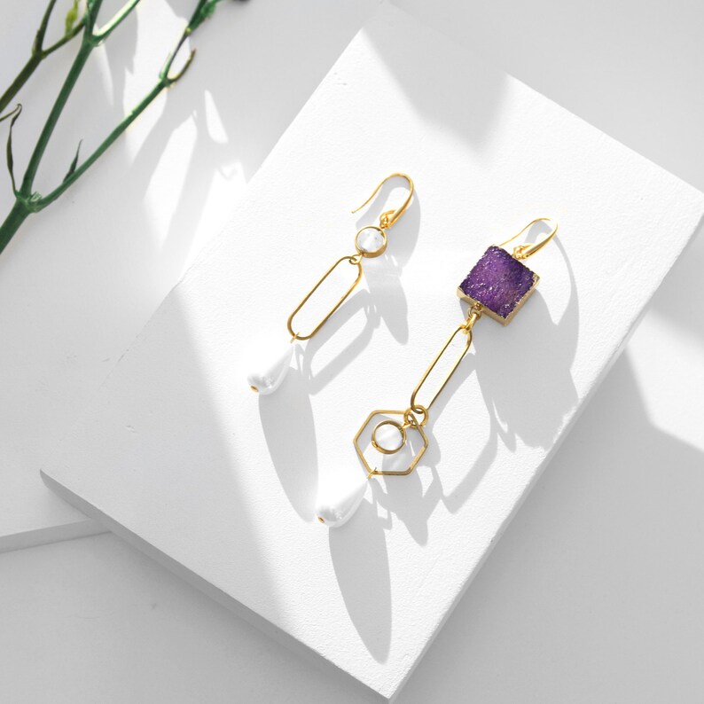 Mismatched earrings purple asymmetrical earrings statement jewelry stone ultra violet earrings long dangle earrings 2018 jewelry trends
