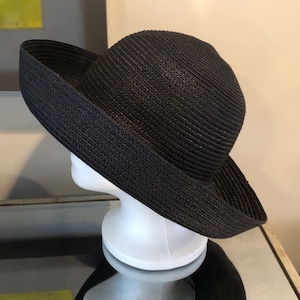 Betmar NY Womens Classic Roll up Hat Black Size 24 M L Style  display picture 1