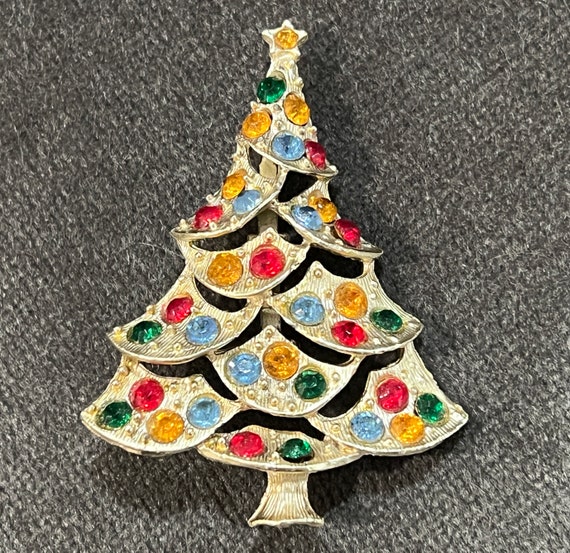 Vintage Colorful Rhinestone Christmas Tree Brooch… - image 2