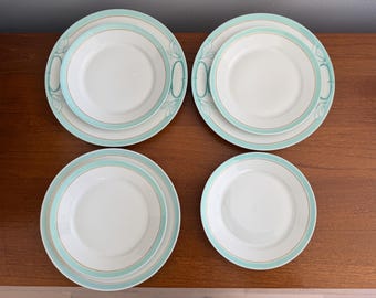 Conjunto de pratos antigos Haviland Limoges France, 7 peças, azul e verde, com tema náutico, corda e anel de casamento, porcelana francesa.