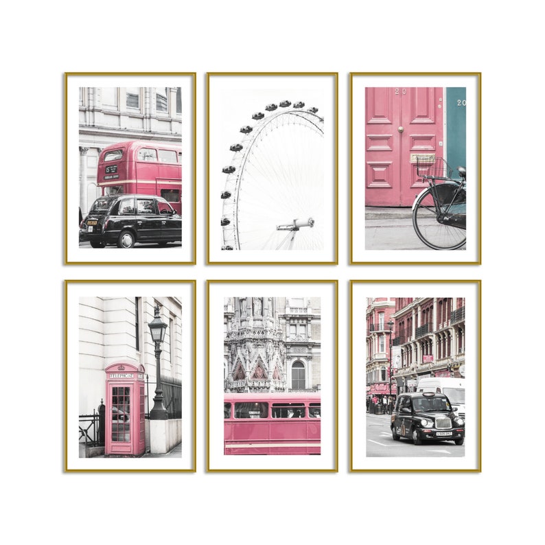 Op de afbeelding: Set van zes ingelijste prints met verschillende sc&egrave;nes uit Londen, waaronder een rode dubbeldekkerbus, een zwarte taxi, een rode telefooncel, een reuzenrad, een rode deur en een straatbeeld.