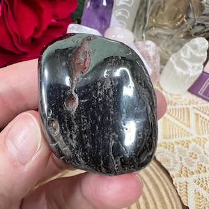 Hematite Crystal Pebble - Polished Hematite Pebble - Tumbled Hematite Stone - HM1
