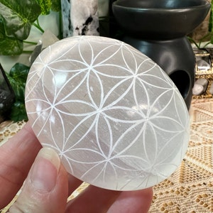 Selenite Flower of Life Crystal Palm Stone - Etched Selenite Crystal Palm Stone - Selenite Palm Stone - SFL