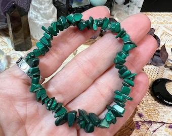Malachite Crystal Chip Bracelet -  Malachite Gemstone Stretch Bracelet  Bracelet - Gemstone Chip Bracelet - Crystal Bracelet - ML1