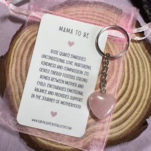 Rozenkwartskristal hart sleutelhanger cadeau voor moederschap - Mama to Be Rozenkwartskristal hart sleutelhanger cadeau - kristal cadeau voor nieuwe moeder