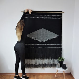 handwoven wall hanging, tapestry wall hanging, yarn wall hanging, weaving wall hanging, large macrame wall hanging, tissage mural, wandkleed image 1