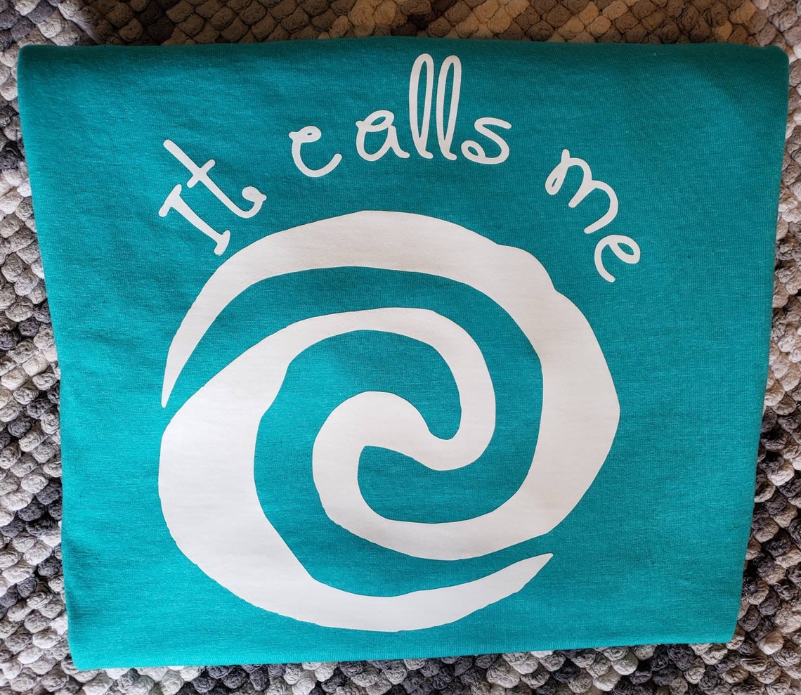 It Calls Me Moana Inspired Tshirt Etsy