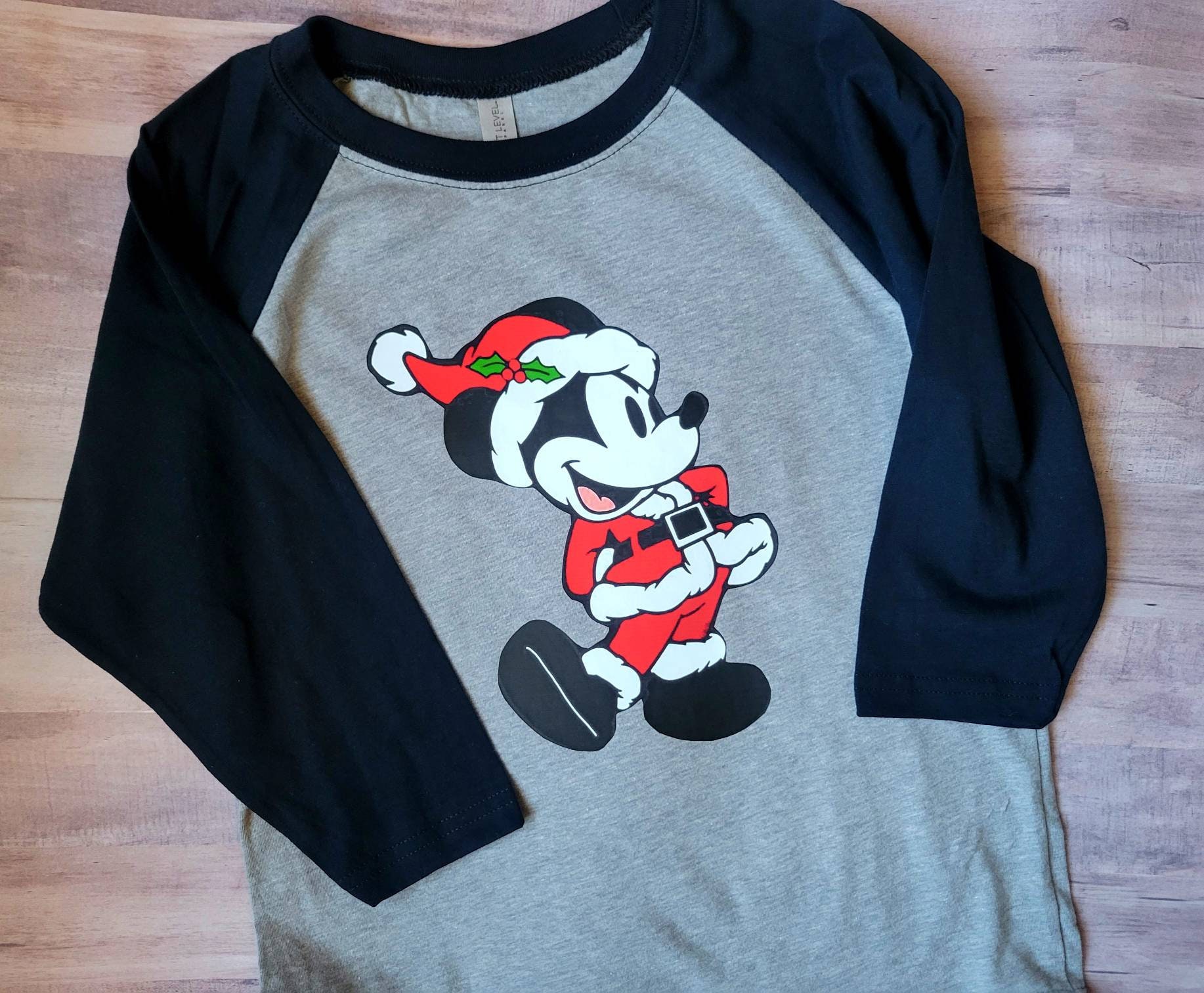 Vintage Santa Mickey Christmas T shirt free Personalization CHOICE