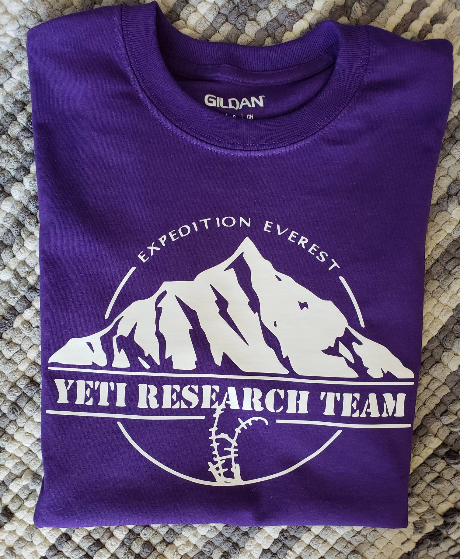 Disney  エベレストイエティTシャツ／レディースXL Disney エベレストイエティTシャツ／レディースXL