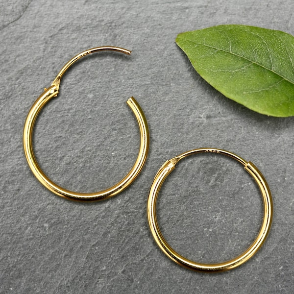 Orecchini a cerchio in oro orecchini a cerchio orecchini minimalisti orecchini semplici orecchini sottili gioielli minimali regalo per i suoi cerchi da 20 mm