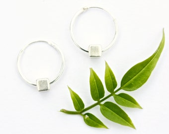 Silver hoop earrings, Sterling silver hoops, Geometric jewellery, Minimal jewellery, simple silver earrings, Kerrieberrie, Understated