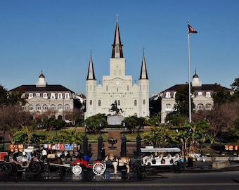Jackson Square, New Orleans French Quarter, St Louis Cathedral, horse drawn carriages, tourist artist, Decatur st,